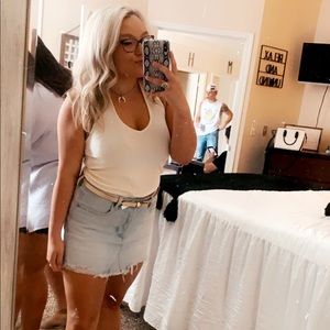 Meet your Posher, Hali